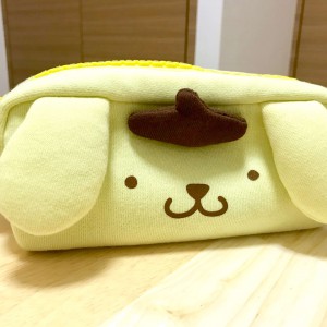 ポムポムプリンがまるごとポーチに♡インパクト大なビッグジッパーがオシャレ