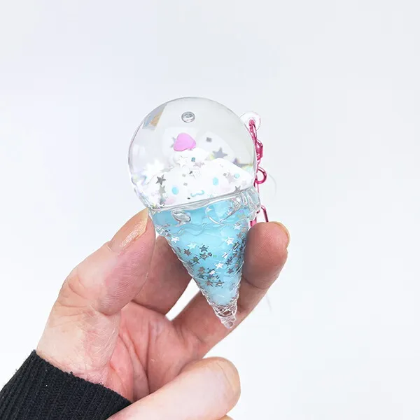 Cinnamon Roll Ice Dome Keychain